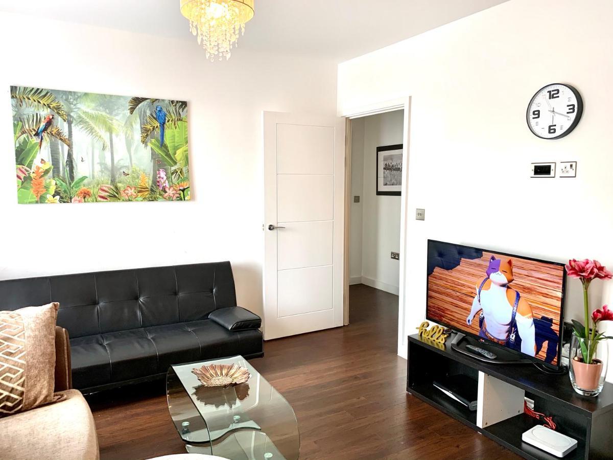 2-Bedrooms Modern Apartment Next To Velodrome, Lounge, Balcony, Parking, Abba Londres Extérieur photo