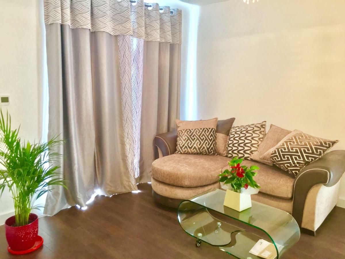 2-Bedrooms Modern Apartment Next To Velodrome, Lounge, Balcony, Parking, Abba Londres Extérieur photo