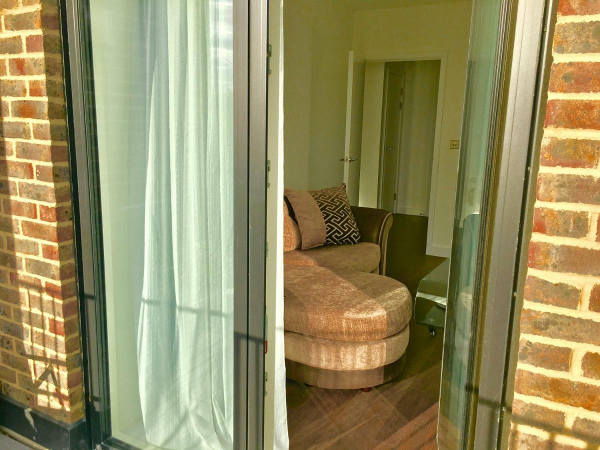 2-Bedrooms Modern Apartment Next To Velodrome, Lounge, Balcony, Parking, Abba Londres Extérieur photo